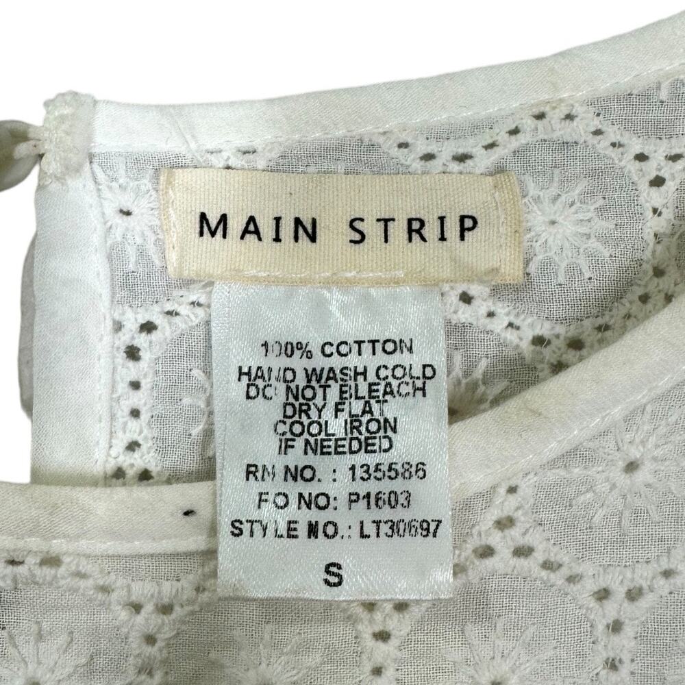 Main Strip White Eyelet Ruffle Cottage Boho Blouse Small Top Romantic Dainty - Picture 6 of 6